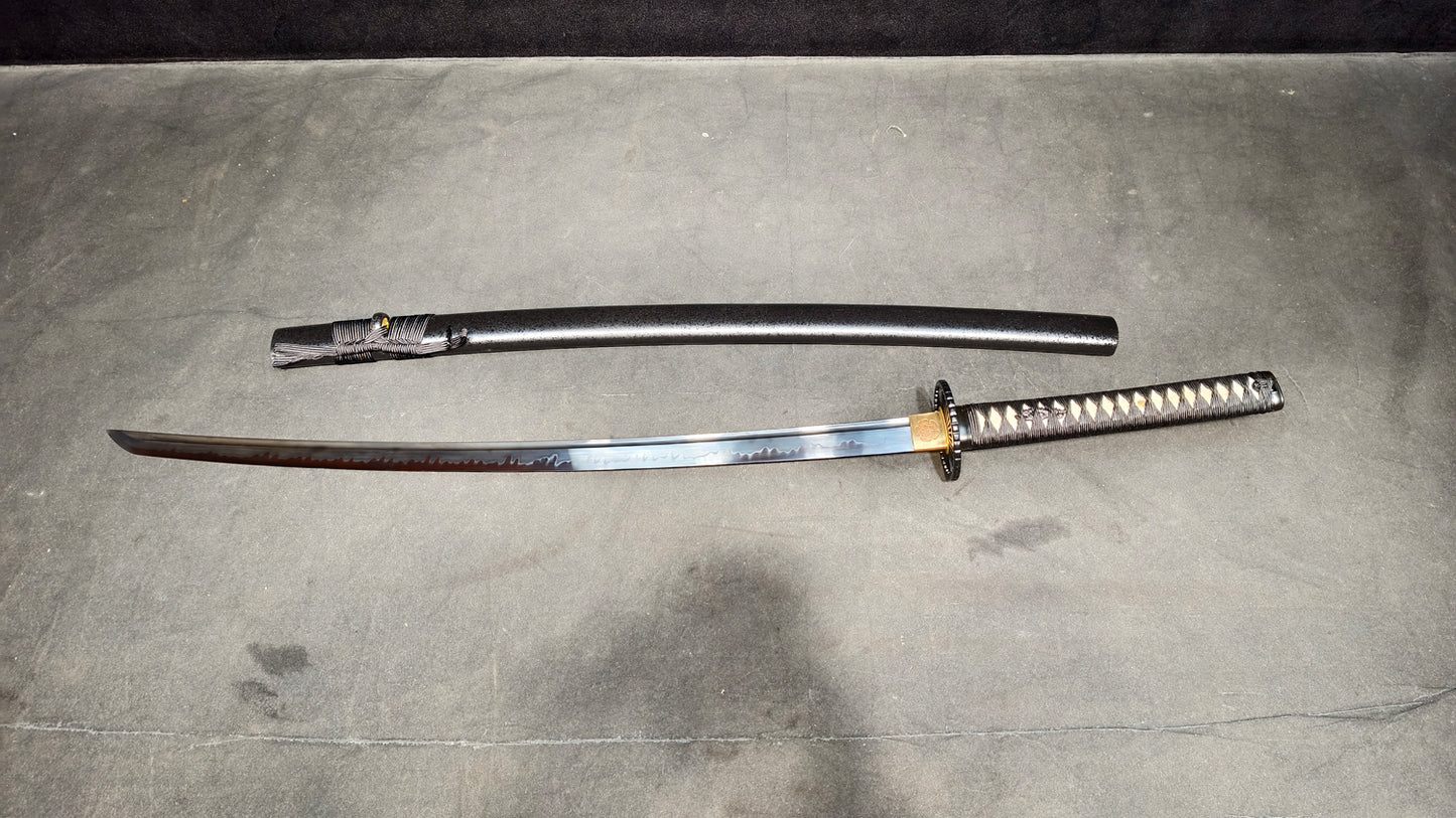 （T10 covered soil burnt blade quenched black）katana