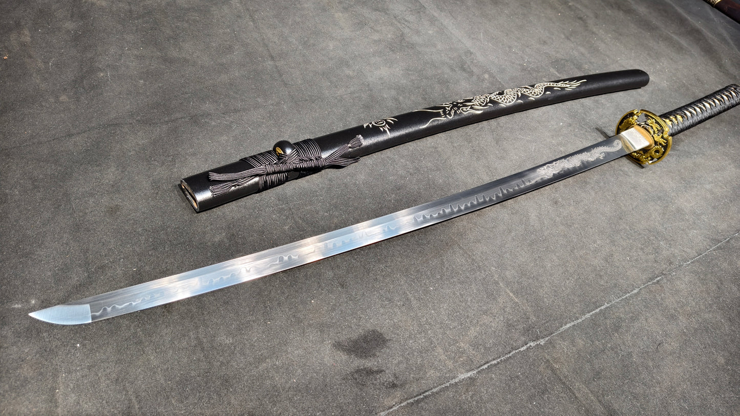 Dragon Knight（T10 earth-covered burnt blade, with dragon pattern engraved on the blade）katana