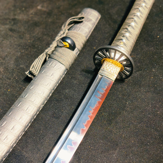 （T10 forging process, burnt blade, quenched black）katana