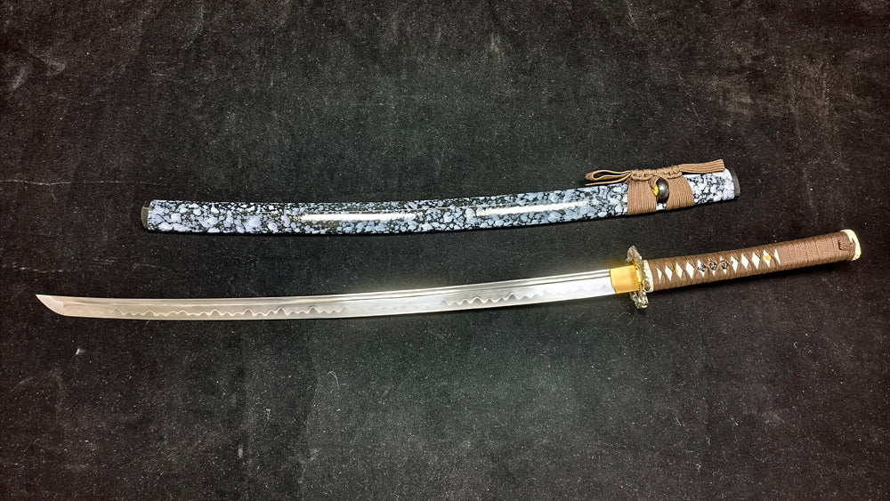（Medium carbon steel covered with earth burning blade）kantan