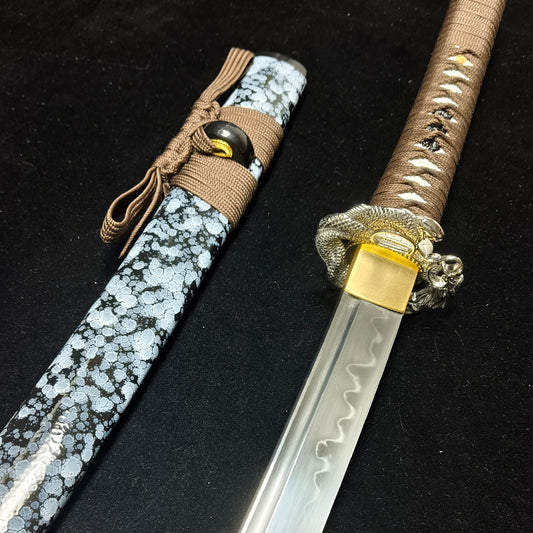 （Medium carbon steel covered with earth burning blade）kantan