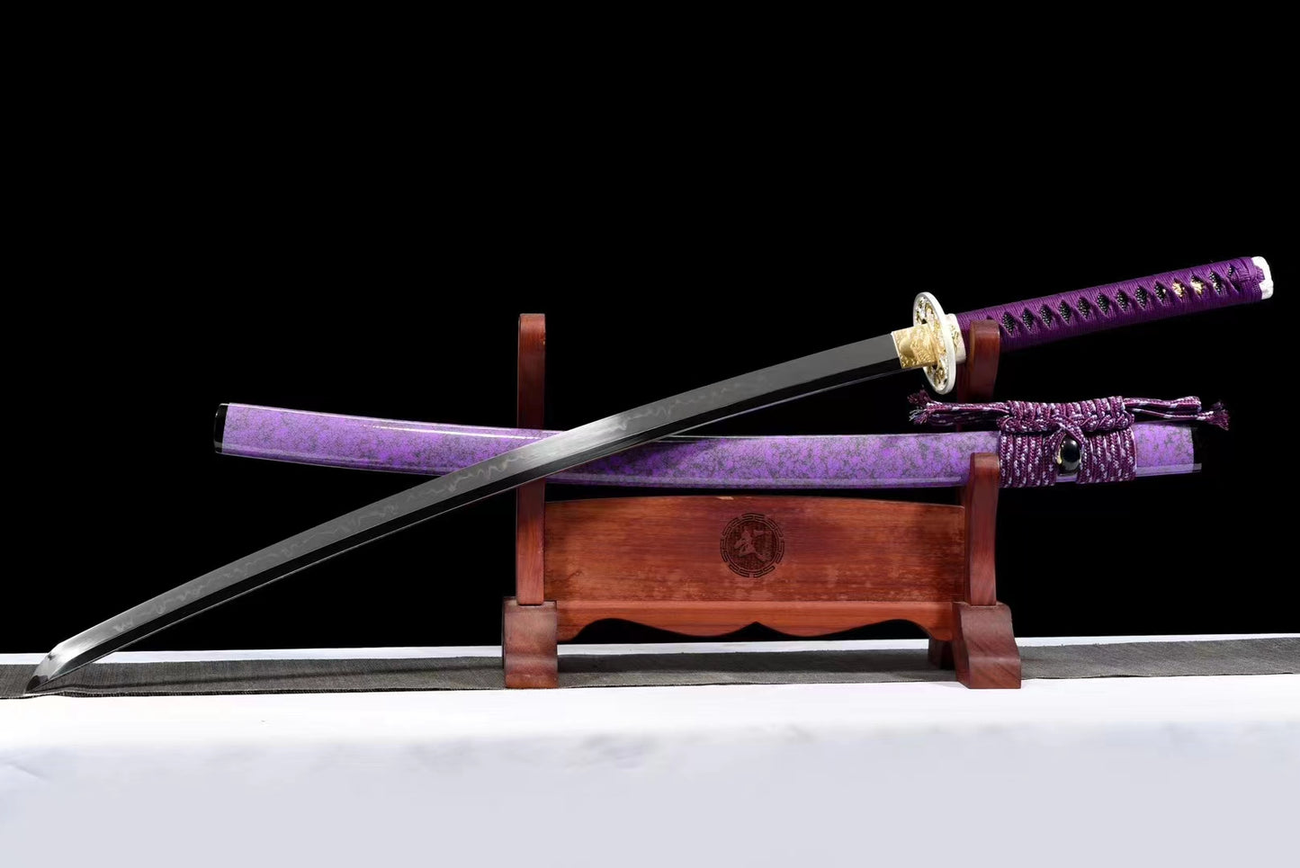 Purple Devil ,T10 covers the soil and burns the blade（18 grinding steps, mirror grinding, ）katana