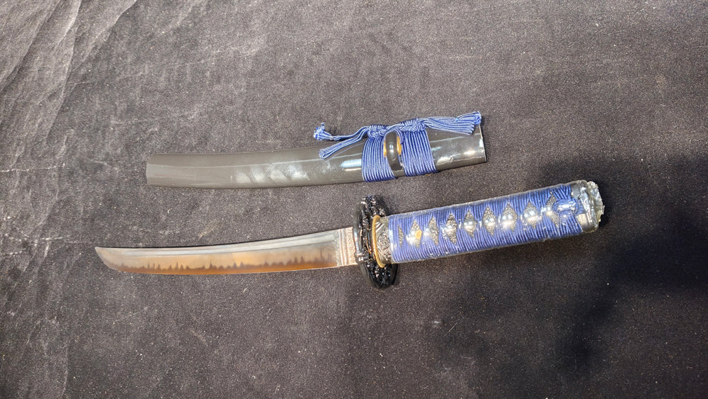 TI0 (covered with soil and burned to create the ripple pattern of the blade) Quenched Black，katana,