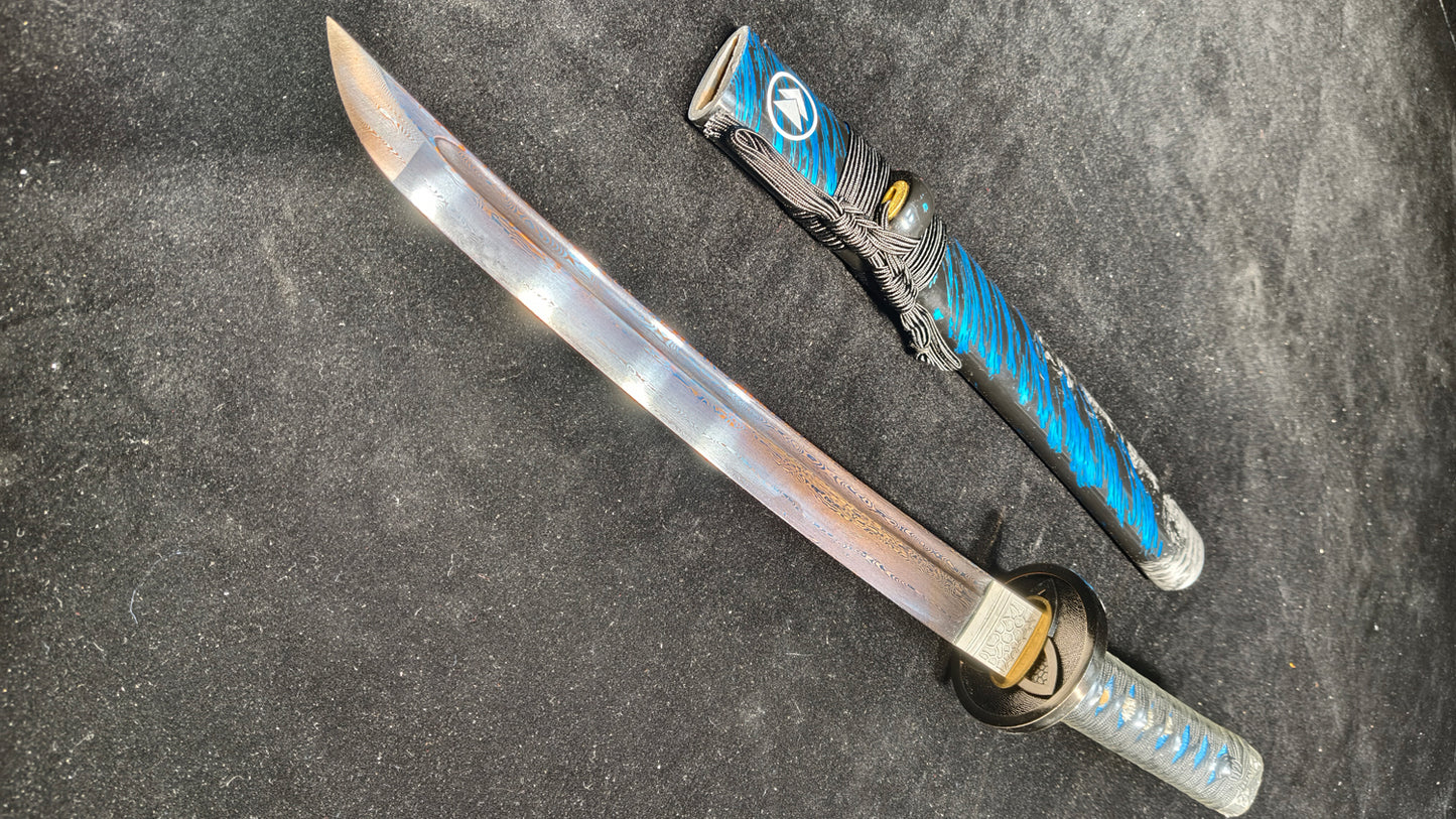 （Pattern steel quenched blue）katana,short knife