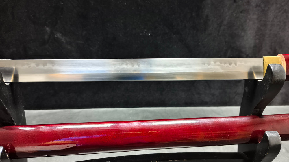 red stick（Medium carbon steel, clay-covered burnt blade）katana ，red