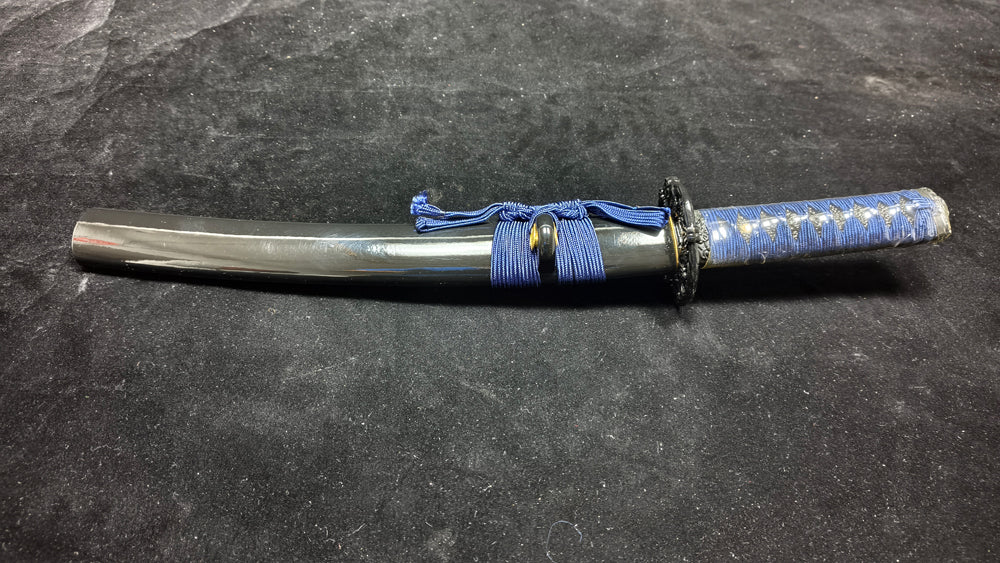 TI0 (covered with soil and burned to create the ripple pattern of the blade) Quenched Black，katana,