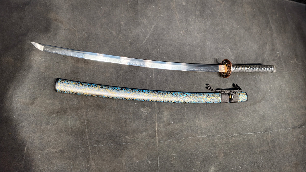 Flowing Shadow Warrior（T10 forging）Cover the soil and burn the blade to form texture,katana