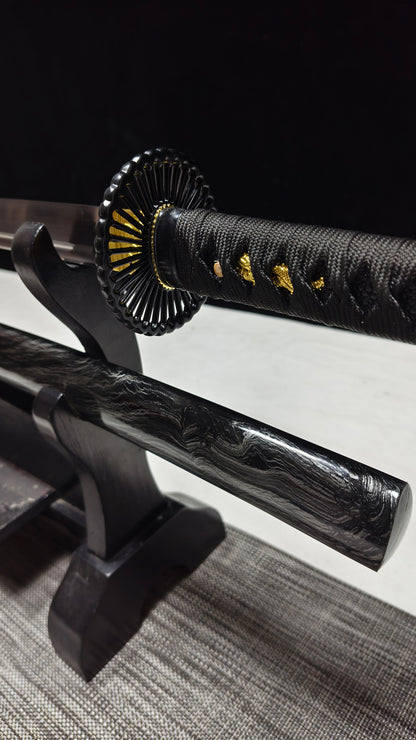 black shadow（Spring steel is forged extremely sharp）katana